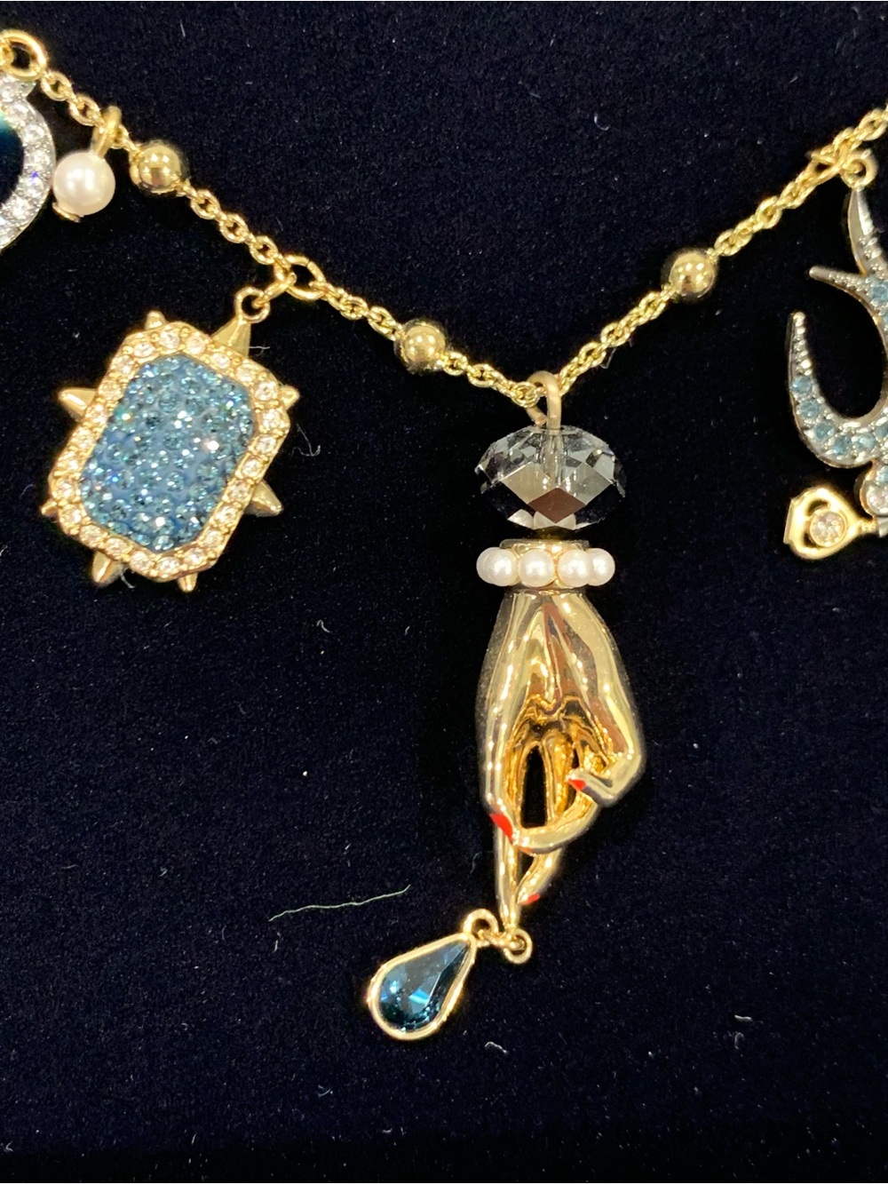 New/never worn Swarovski Gold "All Around" Luck Magic Charm Necklace - Picture 2 of 12